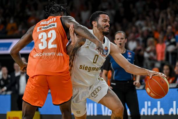 他的表现已 他的表现已