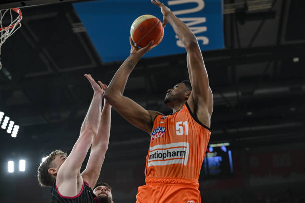 在数据惨淡 在数据惨淡